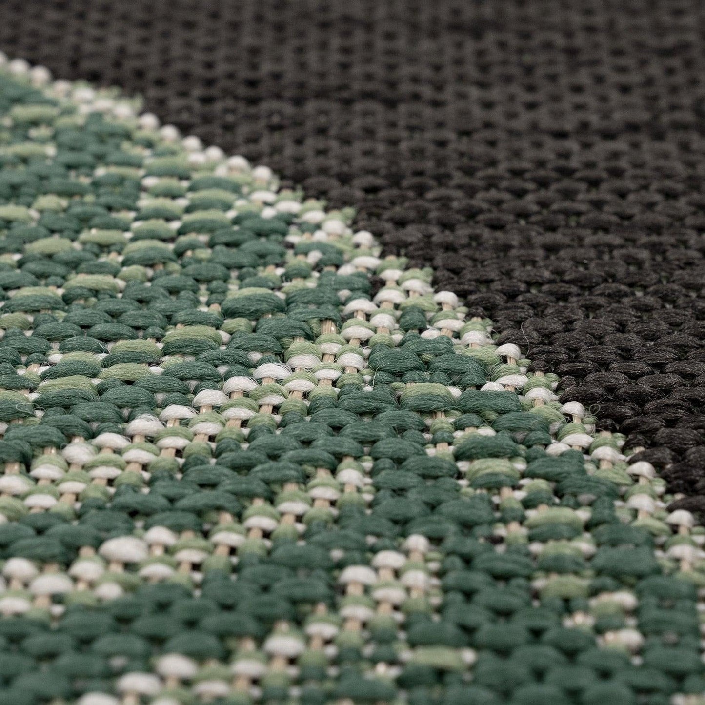 Outdoor Rug Ostende Jungle Leaves - Black Green